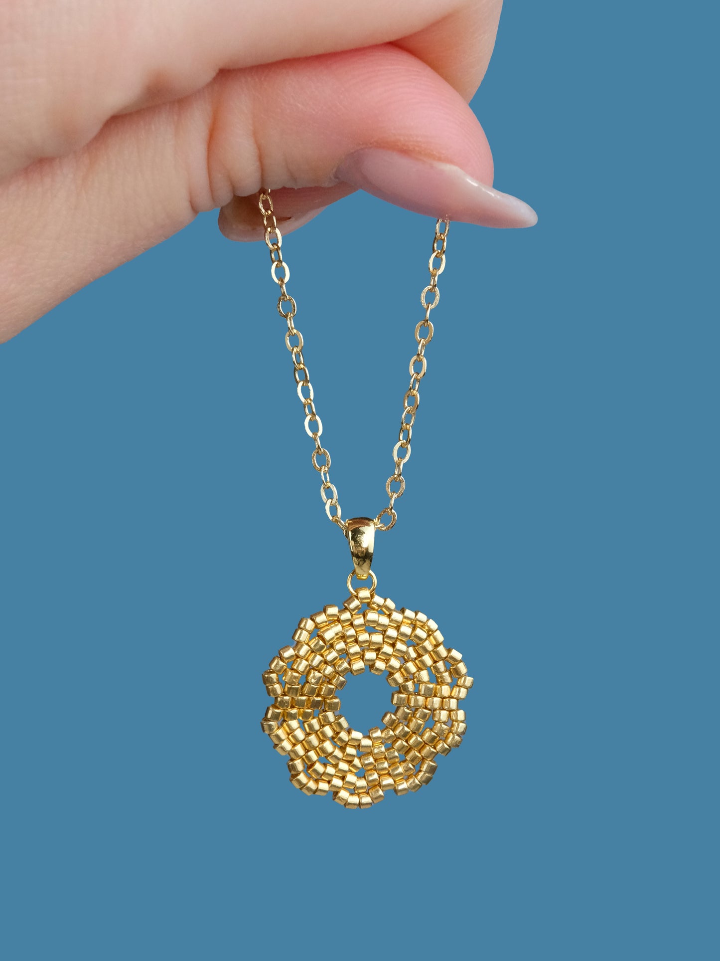 "Fleur Gold" Flower Pendant Necklace