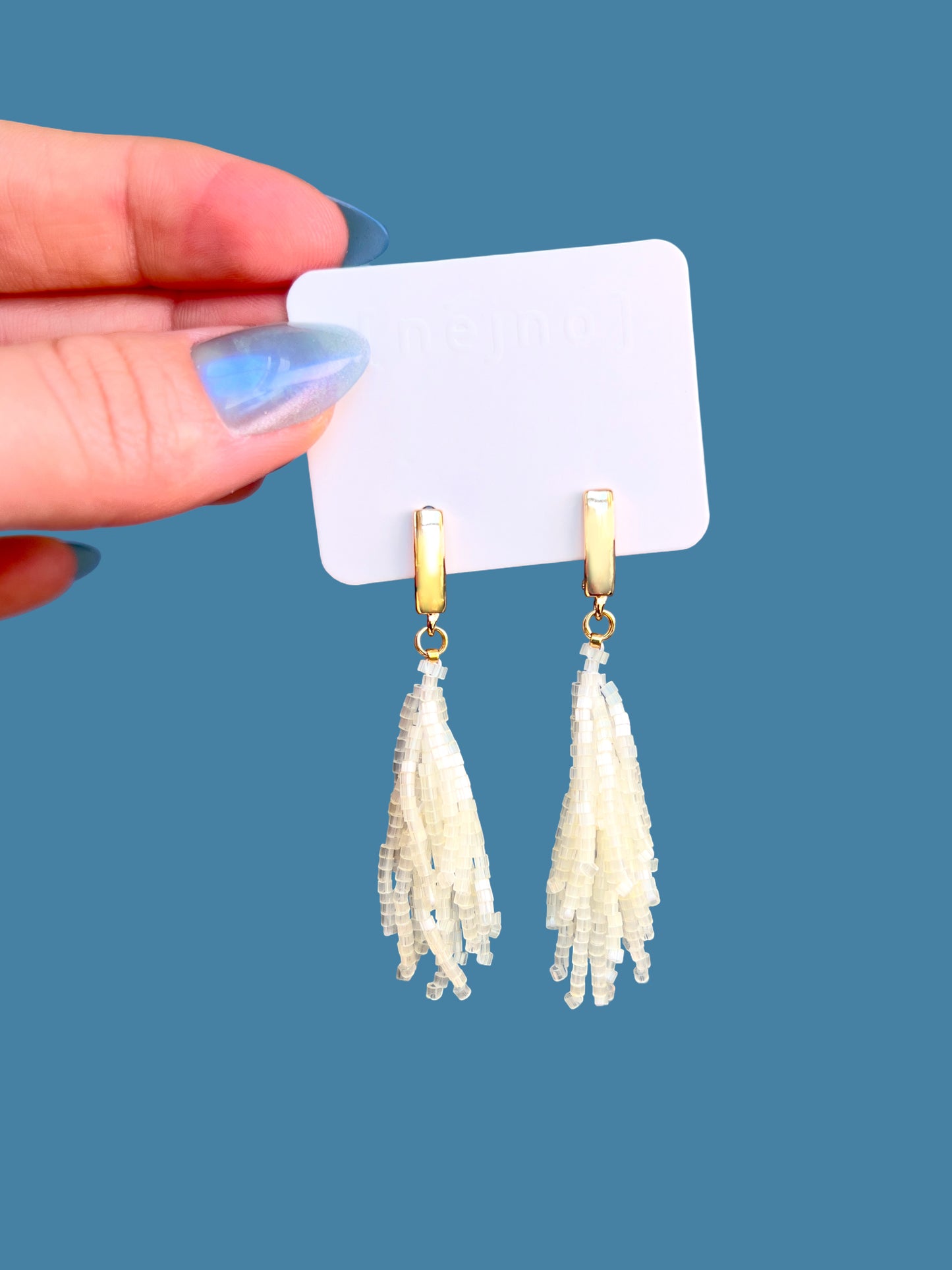 "Alba Creamy" Creamy Satin Earrings