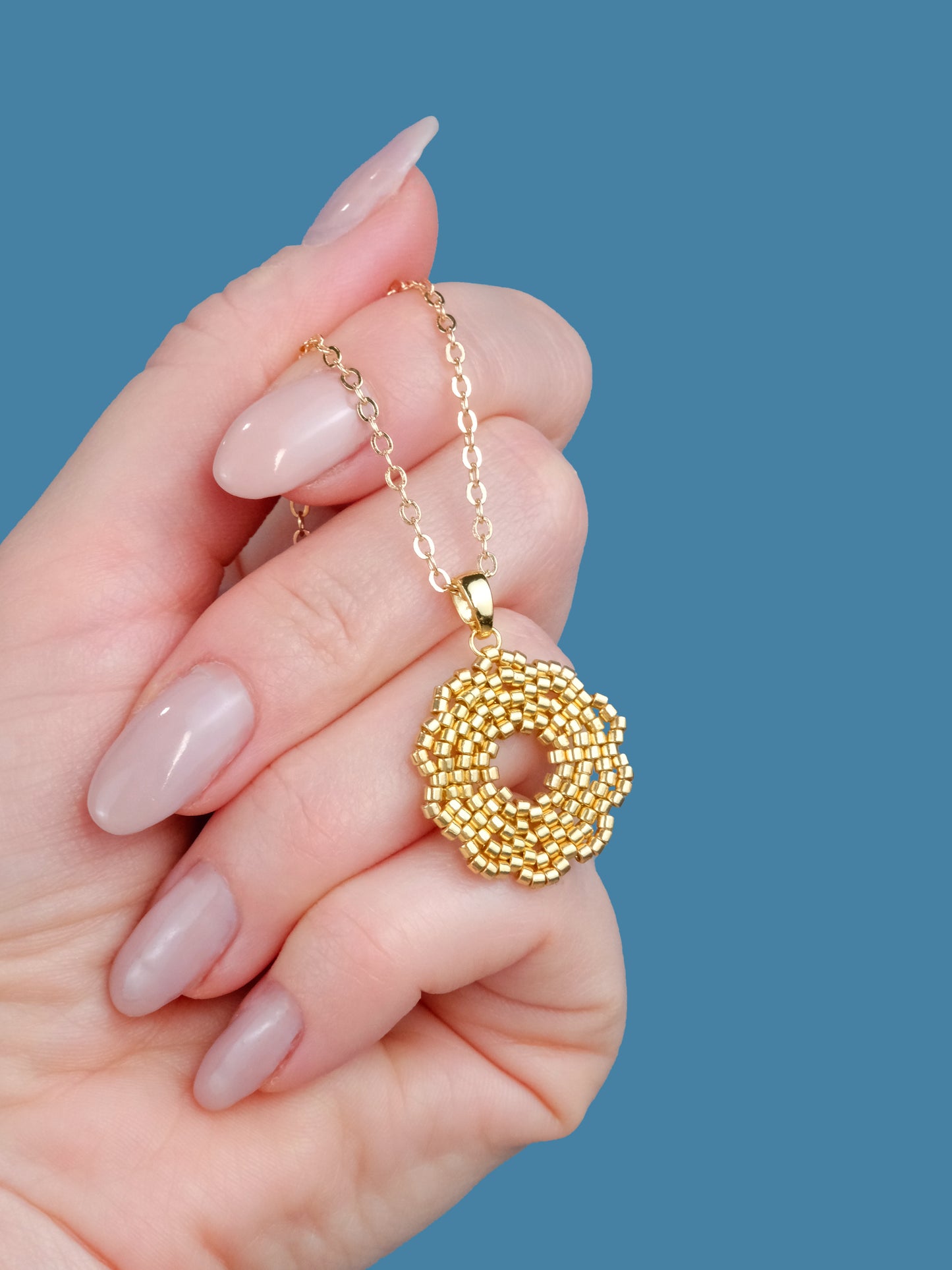 "Fleur Gold" Flower Pendant Necklace
