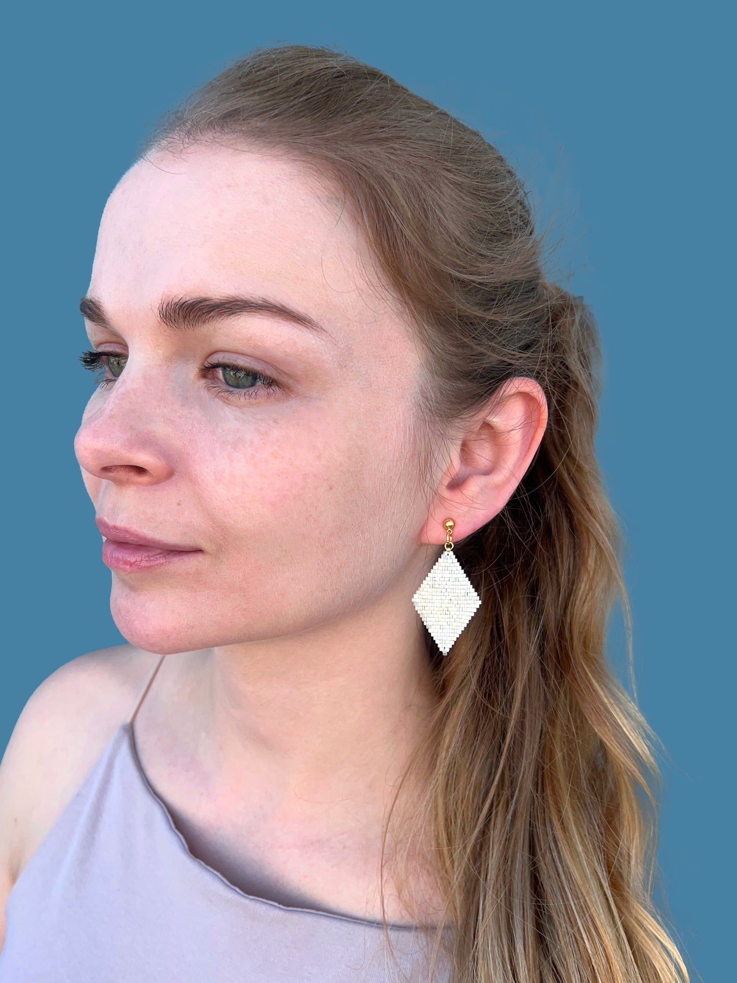 "Aria Creamy" Rhombus Cream Satin Stud Earrings