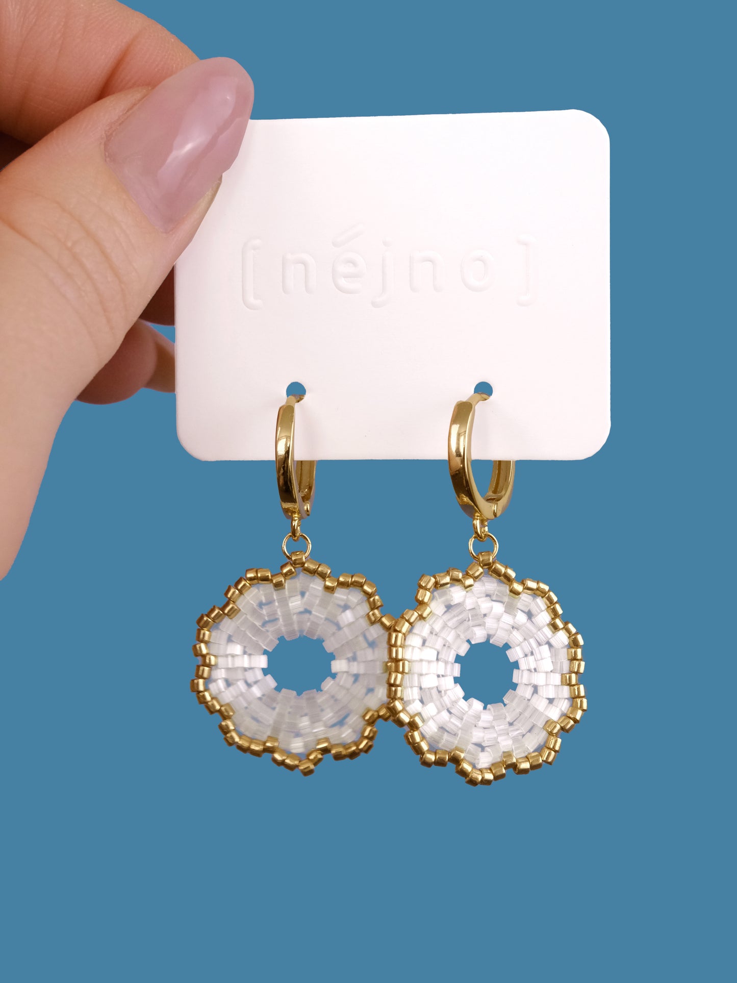 "Fleur Creamy" Dangle Flower Gold Plated and Cream Satin Earrings