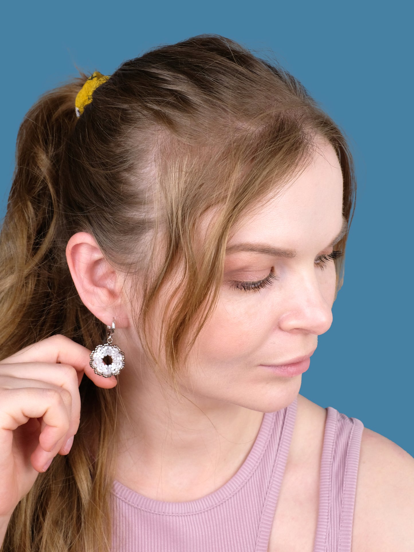 "Fleur Frost" Dangle Flower Snow White Satin and Dark Silver Plated Earrings