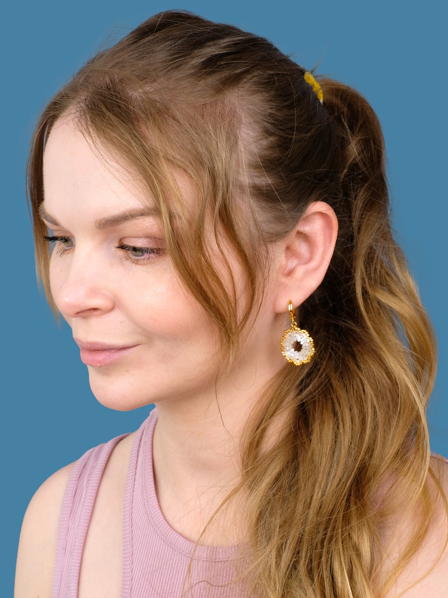 "Fleur Creamy" Dangle Flower Gold Plated and Cream Satin Earrings