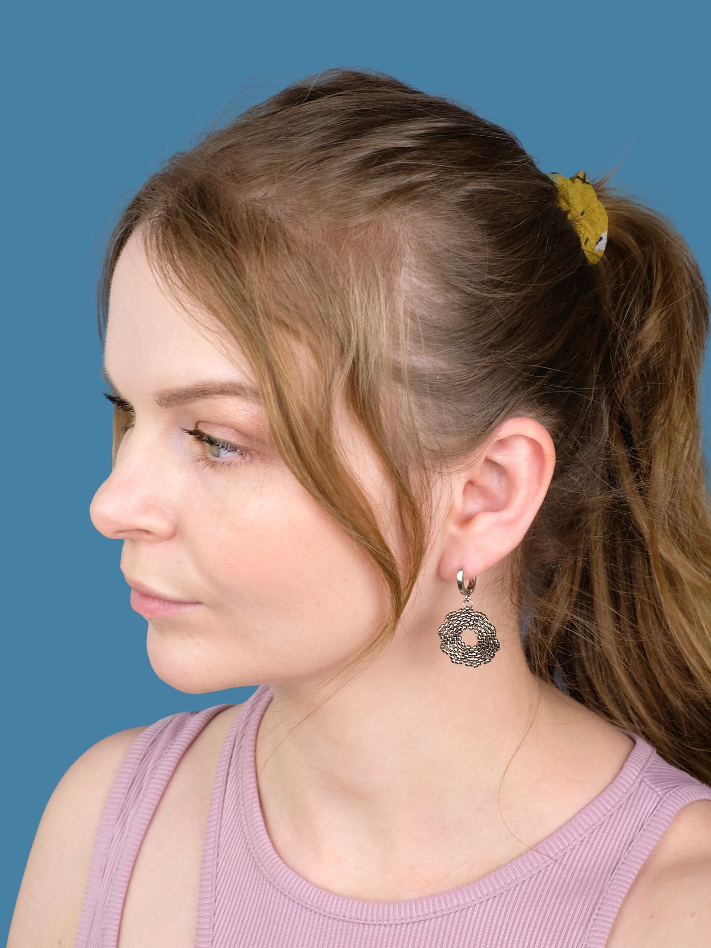 "Fleur Silver" Dangle Flower Dark Silver Plated Earrings