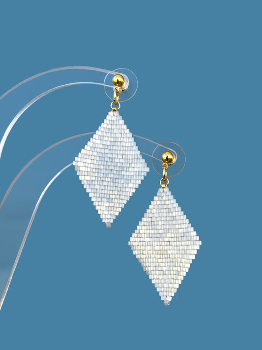 "Aria Creamy" Rhombus Cream Satin Stud Earrings